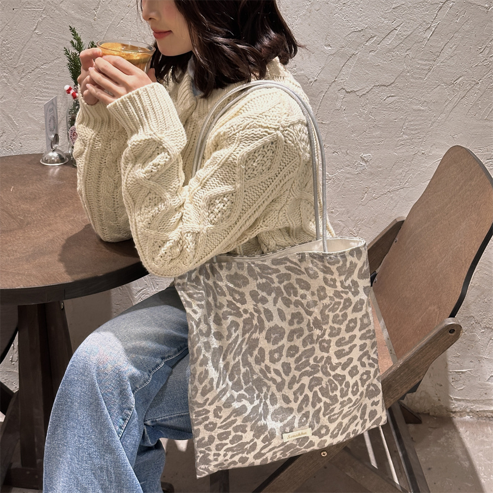 Women Bags Grey - Borsa tote da donna a spalla