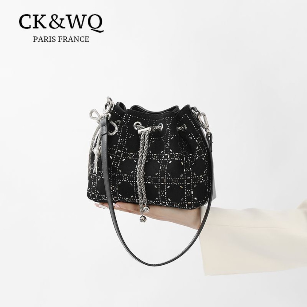 CK&WQ Borsa a secchiello con c - Women Bags Ck recensione e prezzo