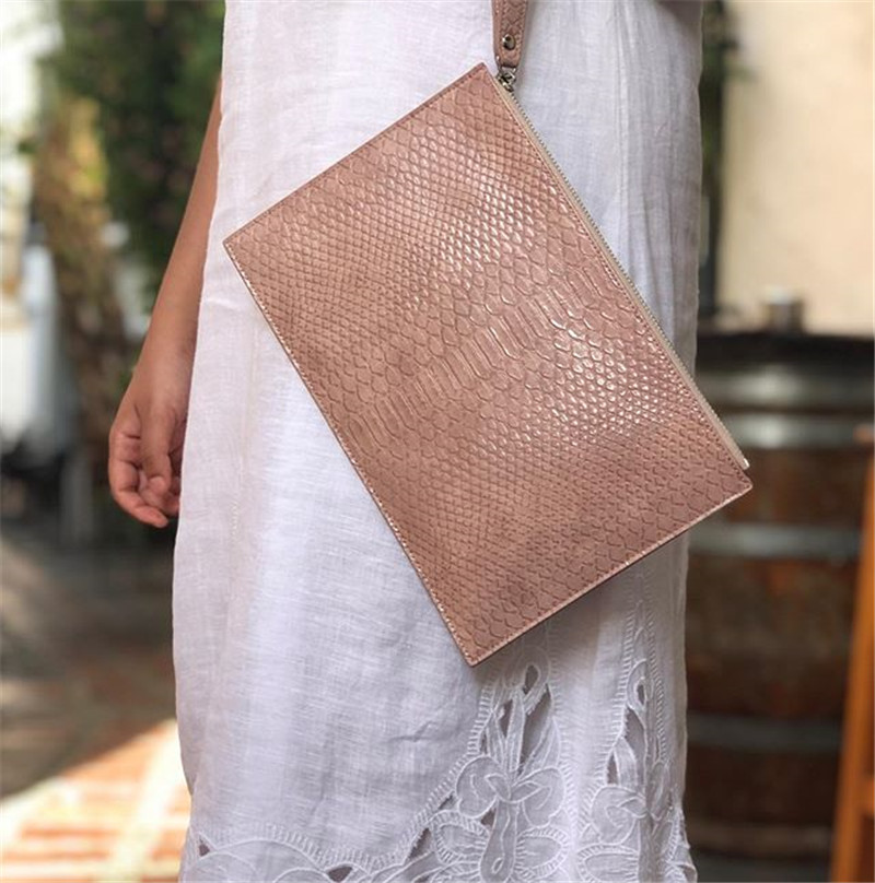 Alirattan Dubai nuova pochette - Women Bags Dubai recensione e prezzo