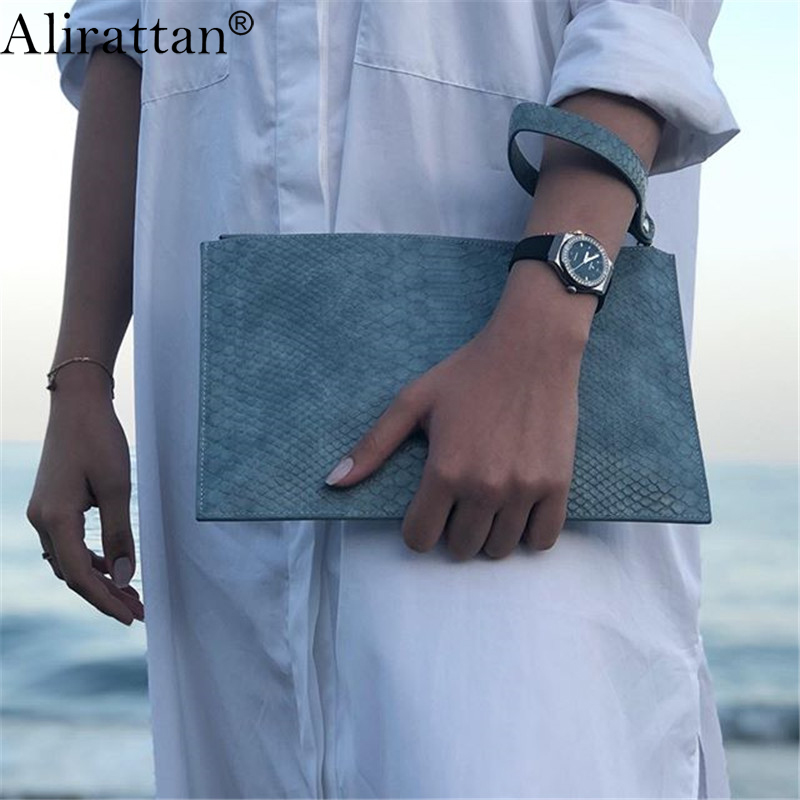 Alirattan Dubai nuova pochette - Women Bags Dubai recensione e prezzo