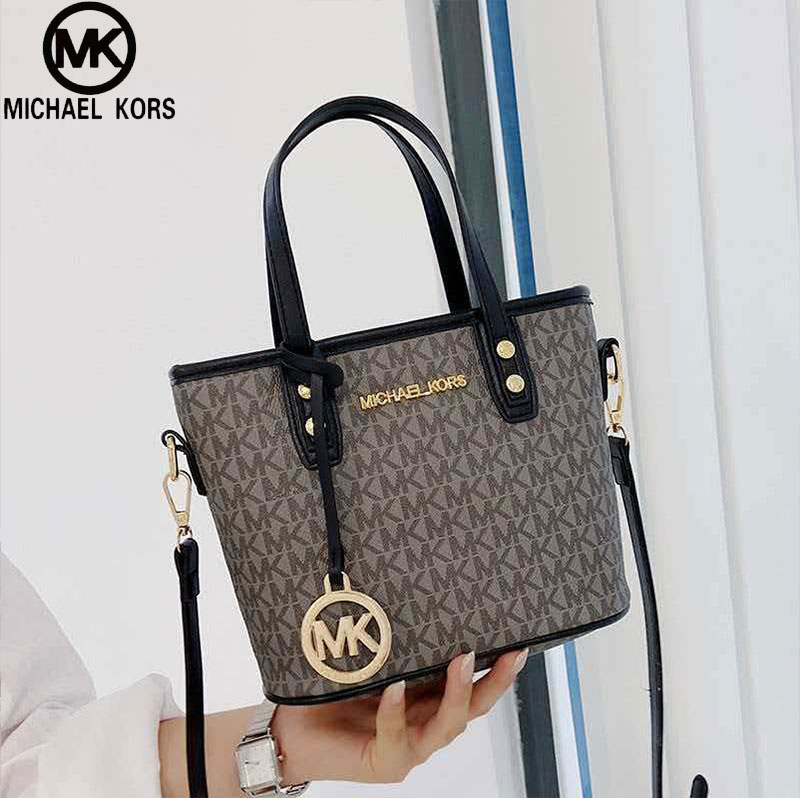 Borsa Michael Kors Ole Jet Set - Women'S Bags Of Michael Kors recensione e prezzo